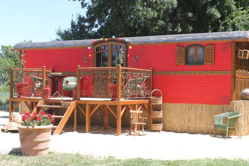 Bed and Breakfast La Roulotte "Les Saintes" Exterior foto
